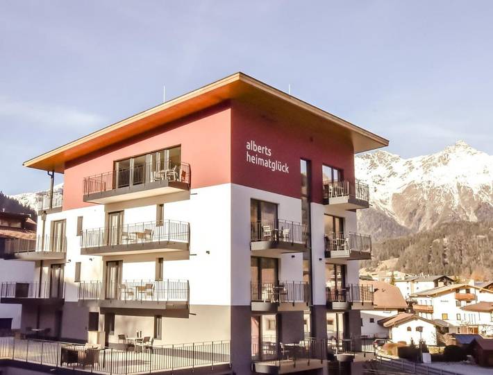 Appart’hôtel pour 2 personnes, avec Balcon et Terrasse ainsi que Jardin et Sauna à Nauders