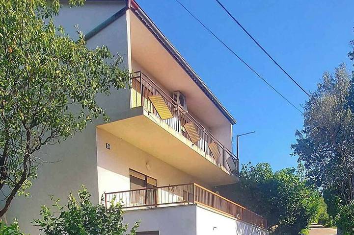 Ganze Wohnung, Ferienwohnung mit Terrasse in Soline, Krk