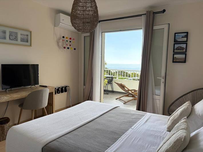 Gîte pour 2 personnes, avec vue ainsi que jardin et piscine à Sainte-Marie (Île de la Réunion) - 4