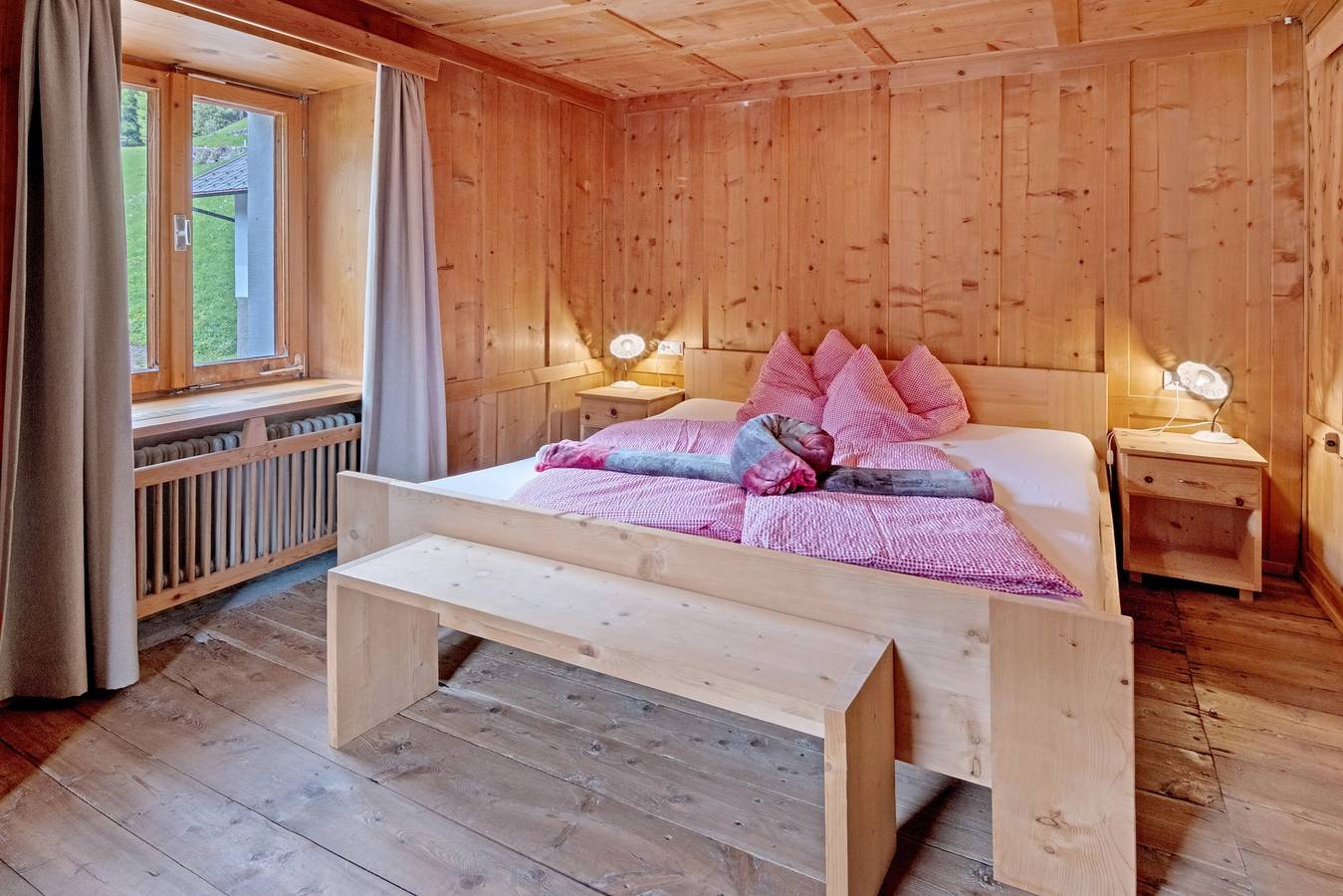 Ganze Wohnung, Ferienwohnung 'Fragges Spuldra' mit Bergblick, Balkon und Wi-Fi in Stilfs, Nationalpark Stilfser Joch