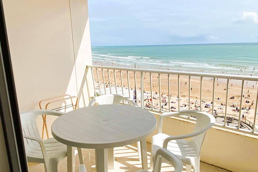 Entire apartment, Le Petit Foch - Facing the beach in Les Sables-d'Olonne, Vendée