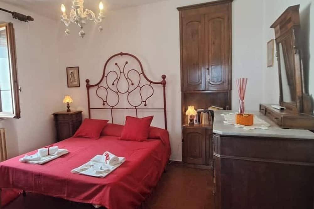 Appartamento intero, L'Incanto del Trasimeno con giardino vista lago nel cuore di Castiglione! in Castiglione del Lago, Lago Trasimeno