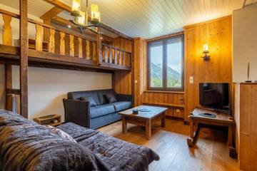 Gîte pour 4 personnes, avec vue à Alex (Annecy)