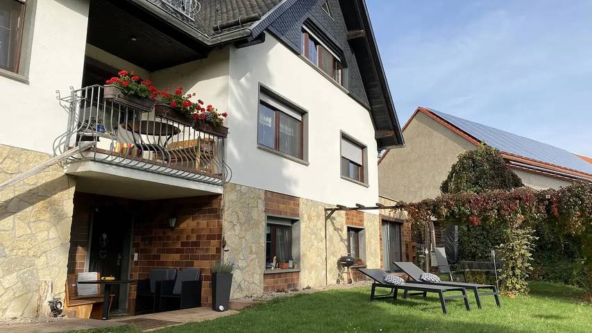 Ferienwohnung für 4 Personen, mit Sauna und Balkon im Weimarer Land