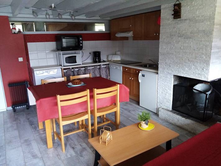 Gîte pour 5 personnes, avec jardin ainsi que vue sur le lac et terrasse à Campan - 3