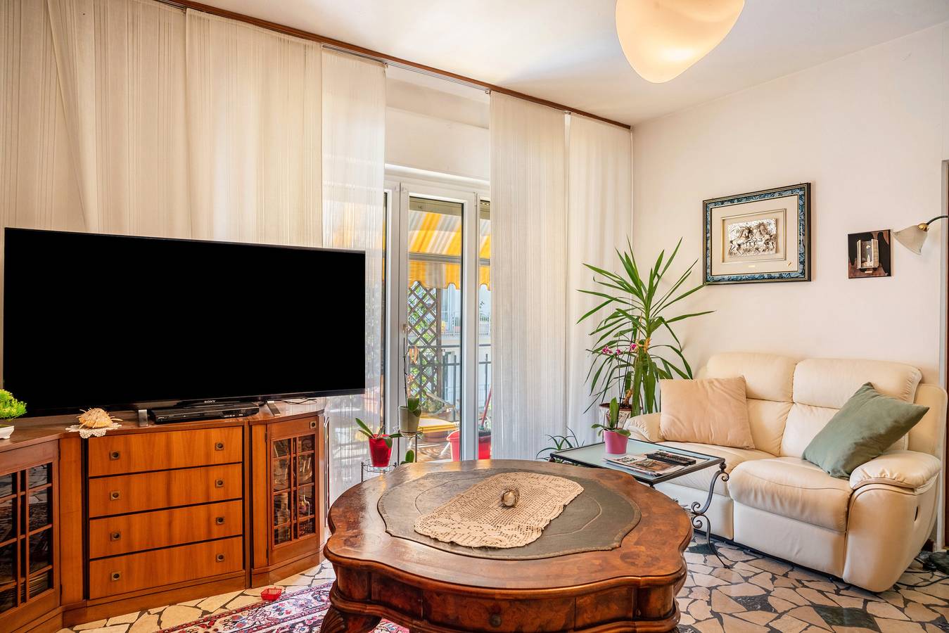Appartamento intero, Appartamento 'Re 1' con balcone, Wi-Fi e aria condizionata in Trento, Trentino