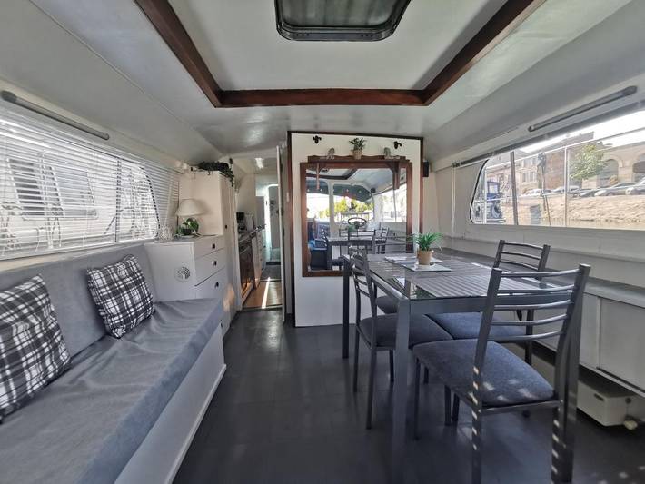 Bateau pour 2 personnes, avec terrasse et vue dans le Gard - 4