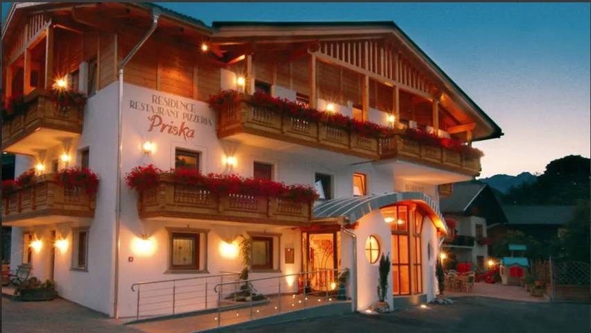 Ganze Wohnung, Ferienwohnung 'Residenz Priska Studio' mit Bergblick, Gemeinschaftsgarten und Wi-Fi in Stubaier Alpen, Ratschings