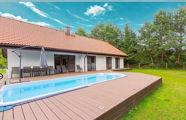 Chalet para 8 personas, con piscina y jardín - 1