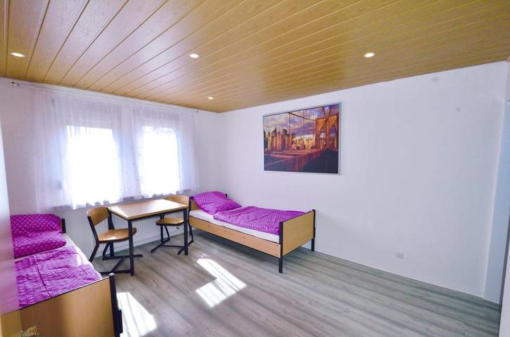 Ferienwohnung für 8 Personen, mit Balkon in Bischofsheim