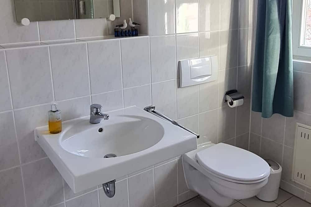 Ganze Wohnung, Moderne Ferienwohnung an der Ostsee im charmanten \"Feriendorf am Bakenberg\" in Kreptitz, Dranske