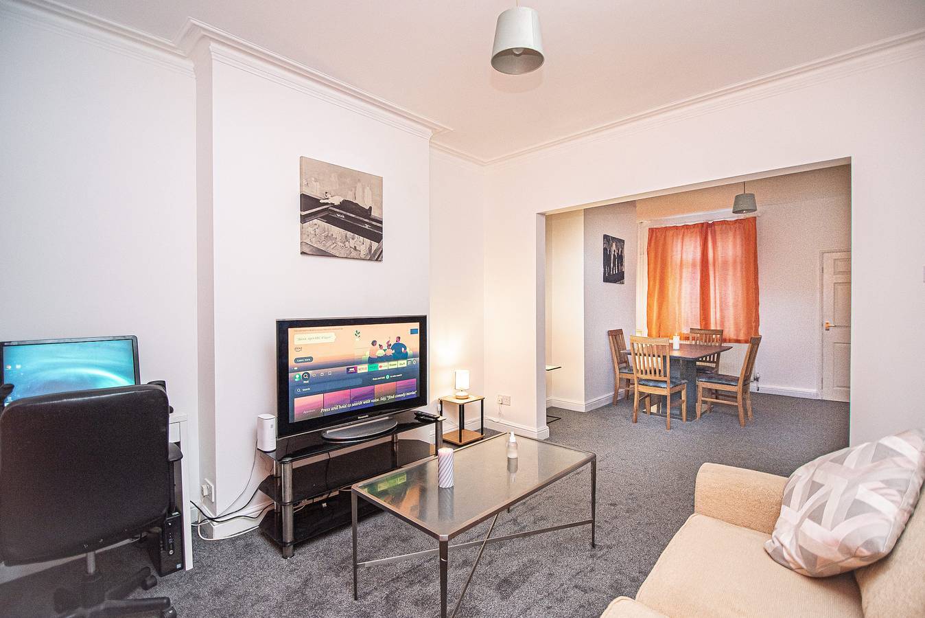 Captivating 3-Bed House in Central Doncaster in South Yorkshire