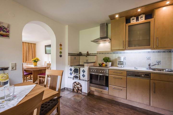 Ferienhaus für 8 Personen, mit Balkon und Garten - 1