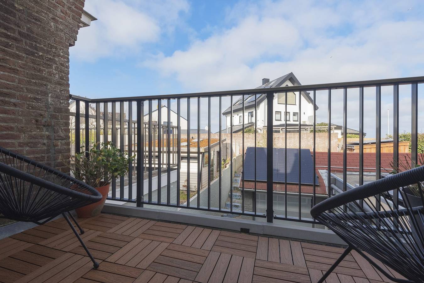 Coastal Inn - Private Room + Balcony in Zandvoort, Niederländische Nordsee