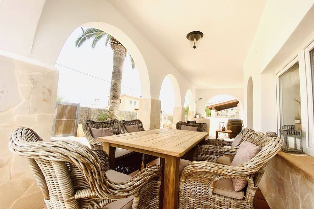 \"Villa Maria\" for 6 people with pool & walking distance to the beach in Cala Llombards, Santanyí