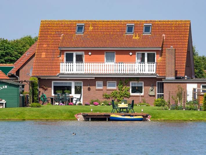 Ganze Ferienwohnung, Jacobs, Erwin "Haus Shalom" - Ferienwohnung in Neuharlingersiel, Landkreis Wittmund