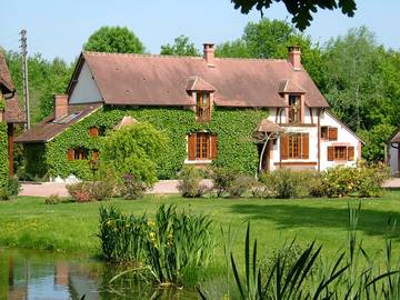 Gîte pour 5 personnes, avec jardin ainsi que terrasse et piscine dans Loiret