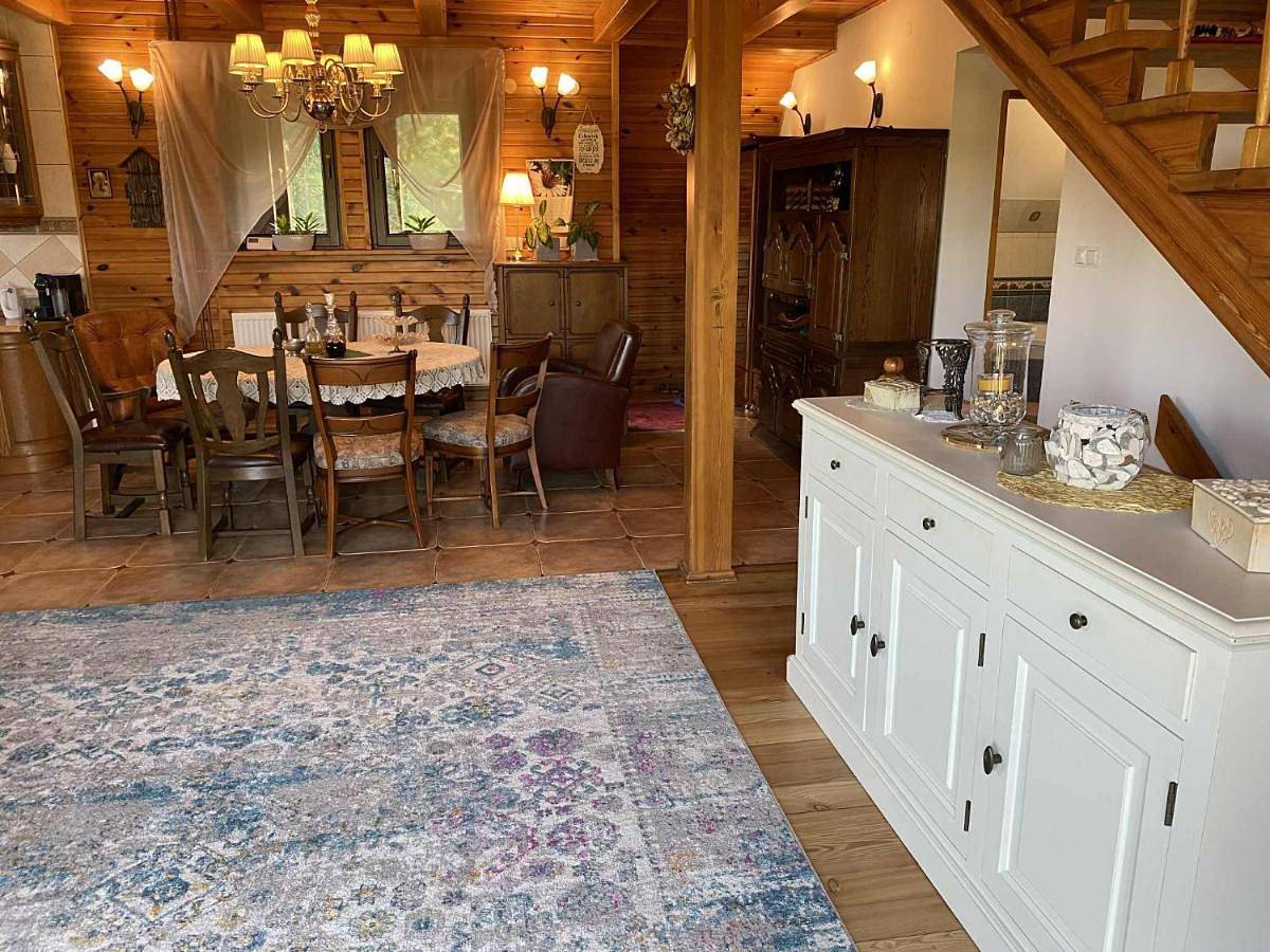 Three-Bedroom Chalet in Mazowsze