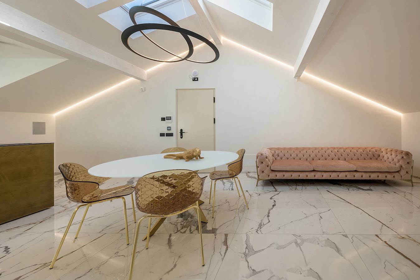 Appartement entier, Appartement 'App 301 Palazzo Cavour' avec vue sur la montagne, Wi-Fi et climatisation in Centro-Piani-Rencio, Bolzano