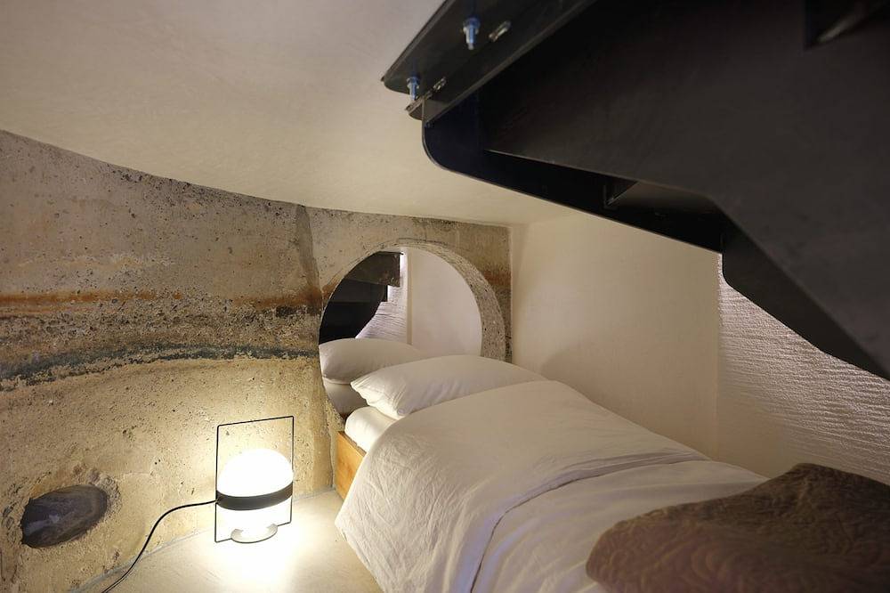 Appartamento intero, Stay overnight in a former sludge pumping station in Amsterdam near the city center in Amsterdam Oost, Costa Olandese