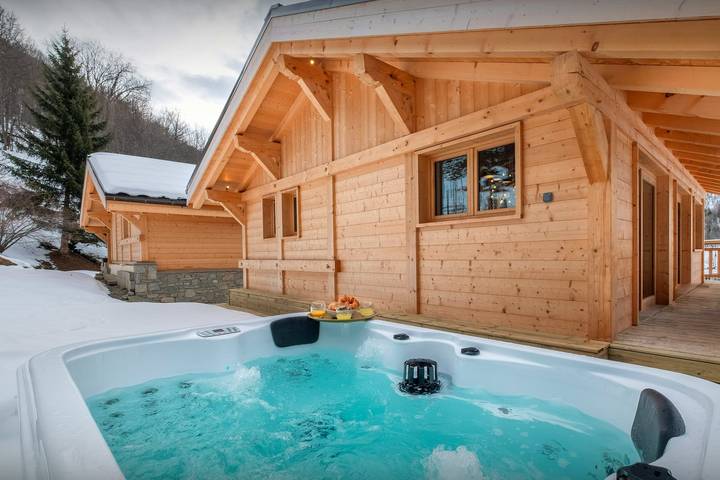 Casa rural para 8 personas, con terraza y jacuzzi, Familias con niños - 1
