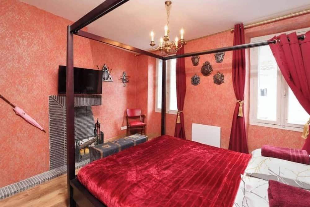 Appartement entier, 🧙‍♂️ Le Logis du Petit Sorcier – Séjour Magique Harry Potter à Carcassonne 🏰✨ in Carcassonne, Région de Carcassonne
