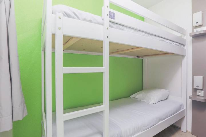 Parc de vacances pour 4 personnes, avec terrasse en Auvergne - 4