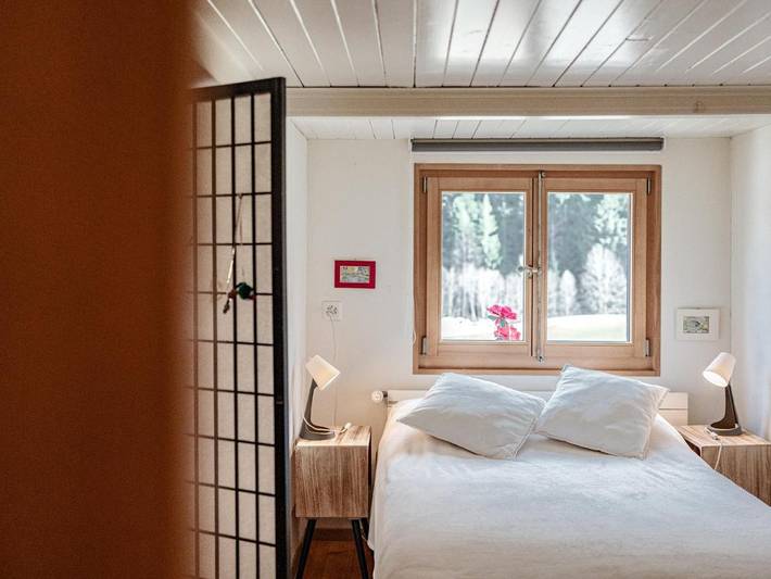 Ferienhaus für 7 Personen, mit Balkon und Terrasse sowie Garten in Jaun