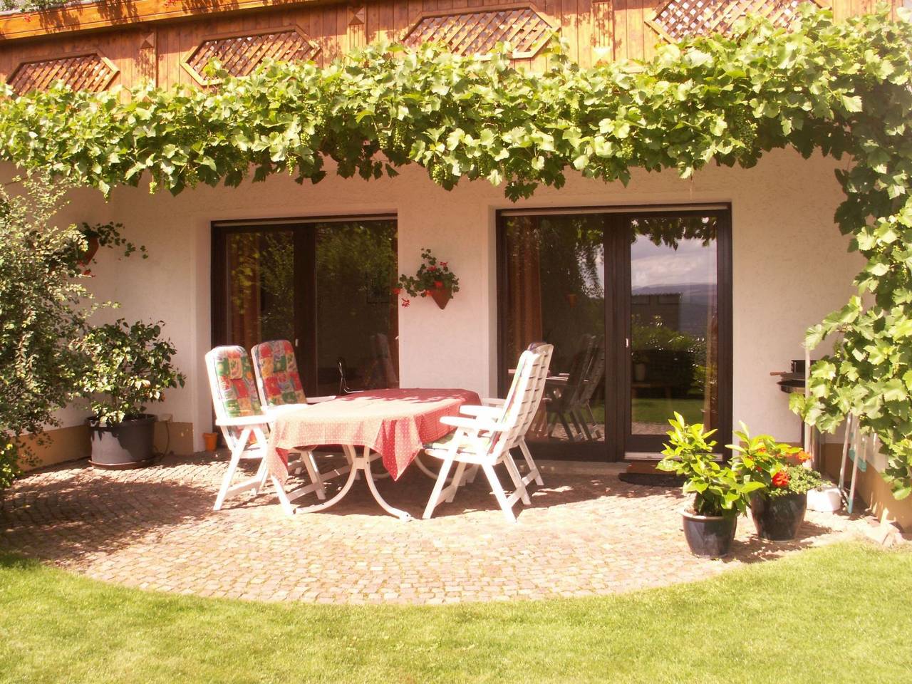 Ganze Wohnung, Schöne Ferienwohnung mit Großer Terrasse in Mittelrhein