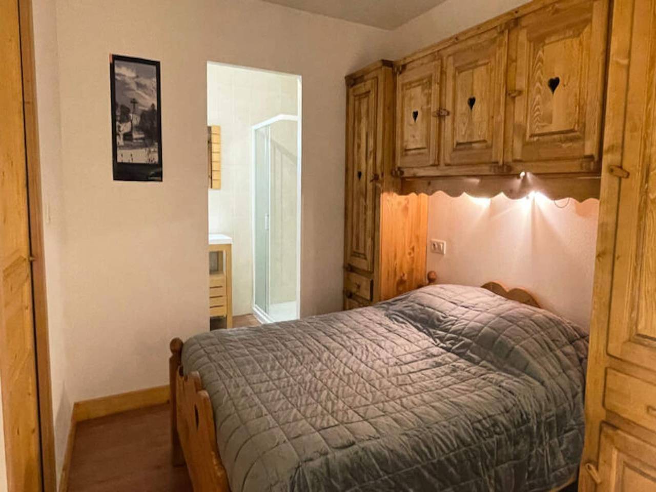 Apartamento entero, Chalet en Le Lioran, cerca de las pistas de esquí in Le Lioran, Laveissière