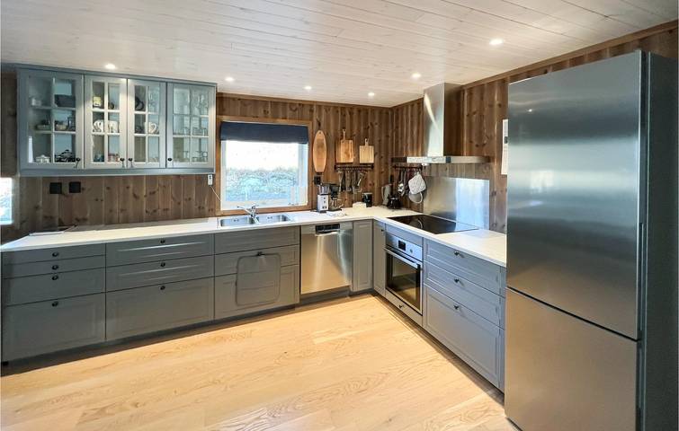 Ferienhaus für 8 Personen mit Terrasse in Lillehammer