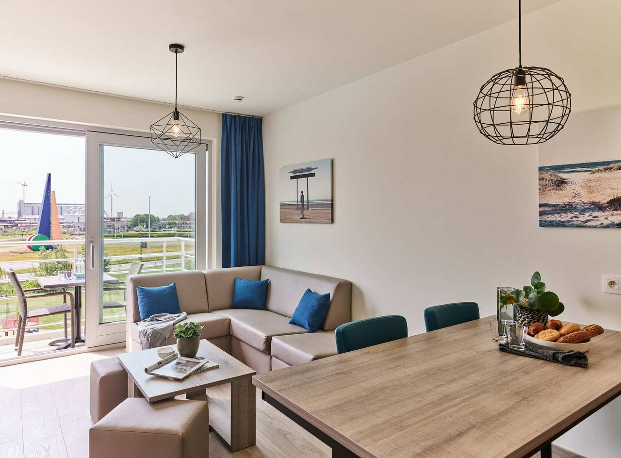 Holiday Suites Zeebrugge — Family suite | 2 adults - 3 kids in Brujas, Costa de Bélgica