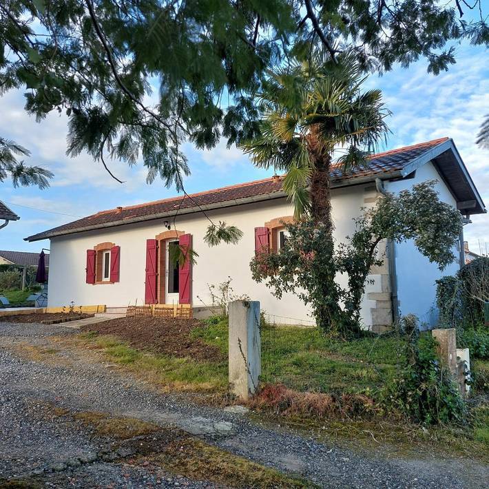 Gîte pour 2 personnes, avec Terrasse et Jardin à Rivière-Saas-et-Gourby