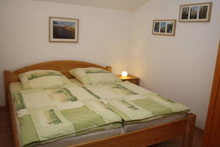 Sehr schönes Ferienhaus, Top Lage, nur 50 m zum Strand, Nähe Hafen. 6 Personen in Gruissan (Ville), Gruissan