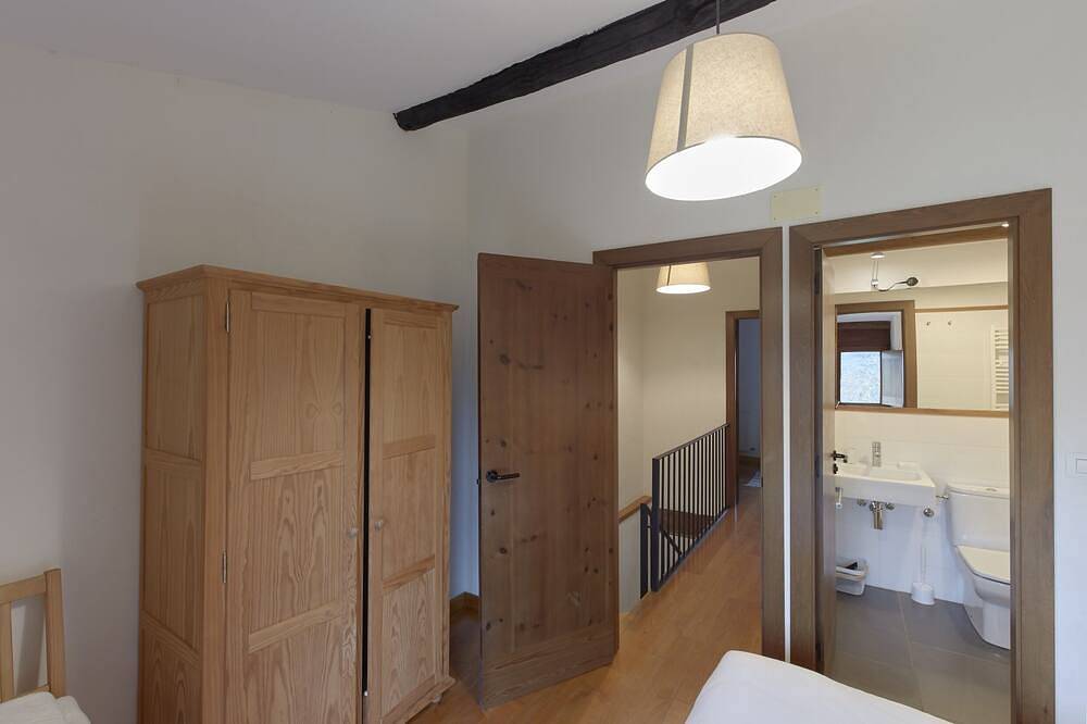 Casina de Rubio. Fa parte del set di 4 case di Las Casinas de Linares in Ribadesella, Costa Verde (Spagna)