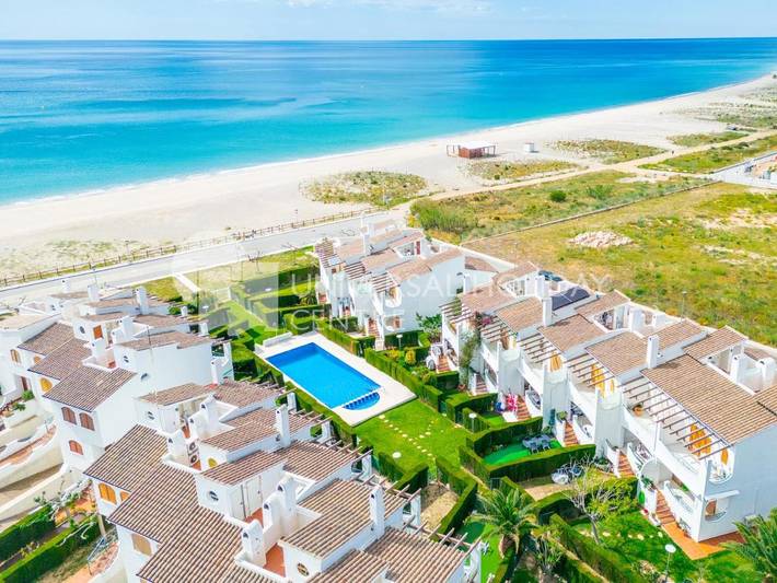 Maison de vacances pour 7 personnes, avec Balcon et Terrasse ainsi que Jardin et Piscine à Vandellòs i l'Hospitalet de l'Infant