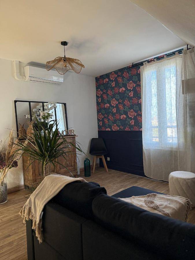 Gîte pour 6 personnes, avec vue, animaux acceptés à Le Monteil