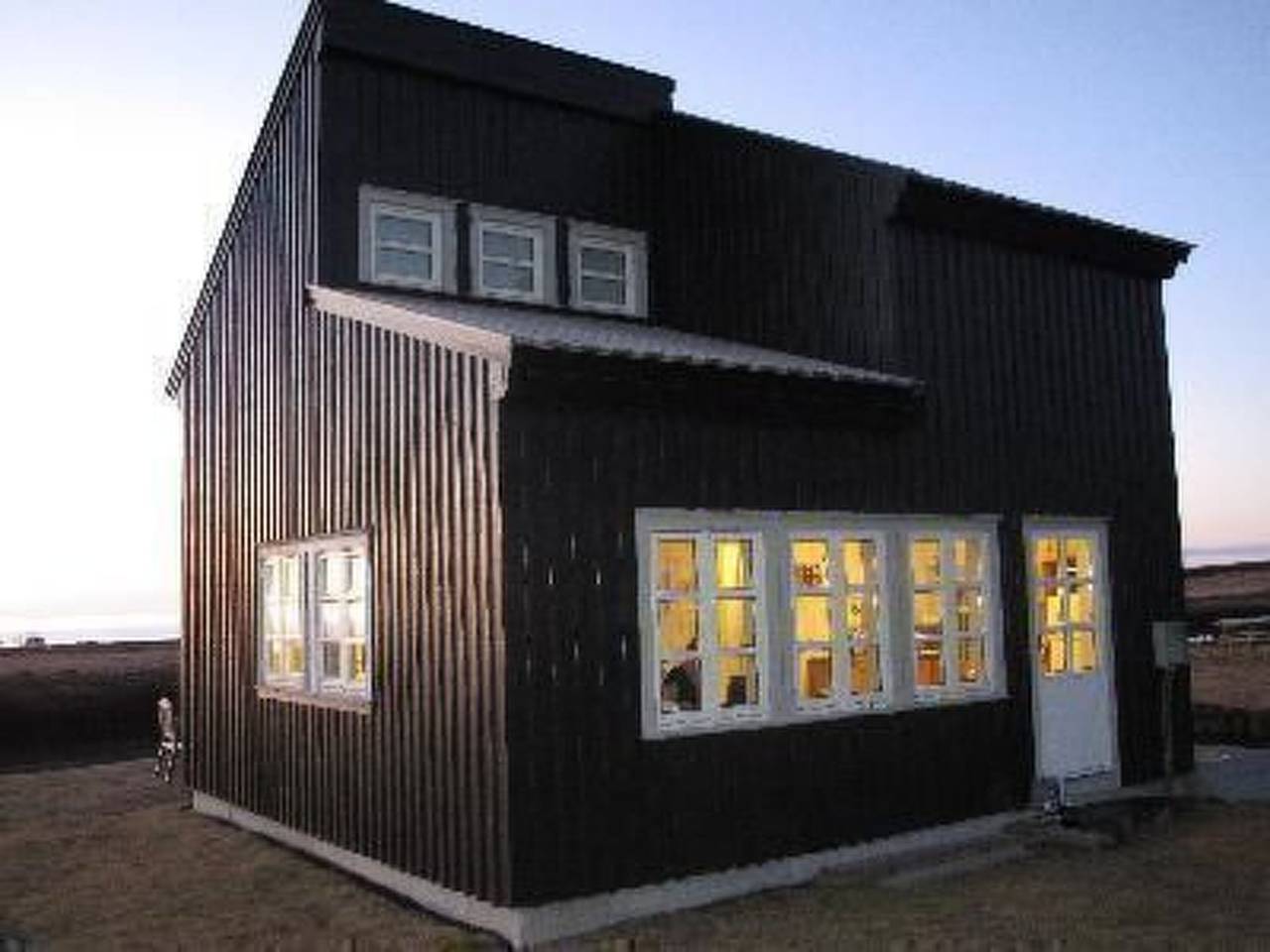 No 1 in Island West. Best View Cottage. in Hellnar, Snaefellsbaer