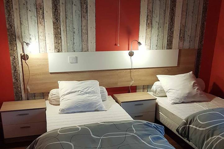 Location de vacances pour 6 personnes à Saint-Georges-de-Mons - 2