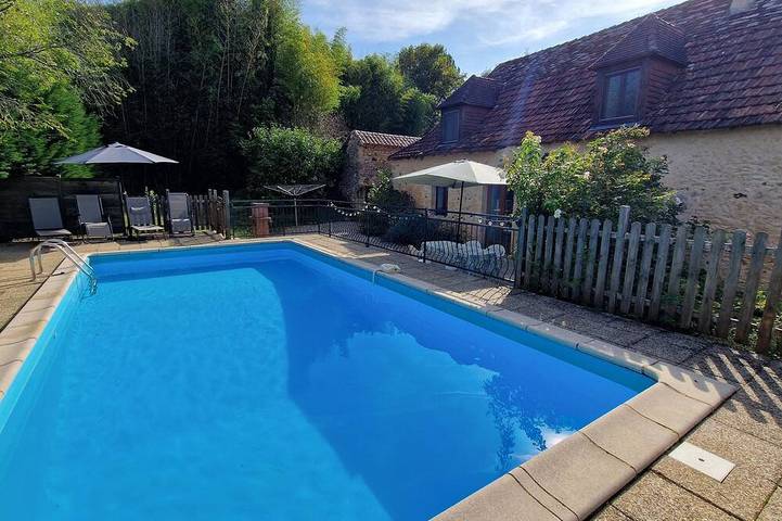 Location de vacances pour 5 personnes, avec Terrasse et Jardin à Saint-Félix-de-Reillac-et-Mortemart