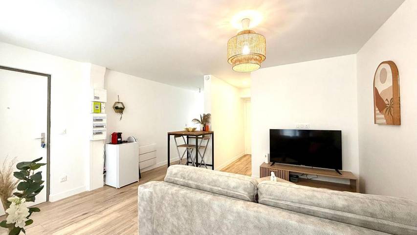 Gîte pour 4 personnes, avec terrasse à Lésigny - 4