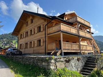 Gîte pour 8 personnes, avec terrasse et vue dans Morgins