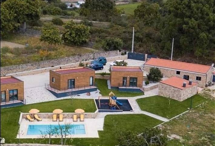 Vivendas de férias para 4 pessoas, com Varanda e Terraço e ainda Jardim and Piscina em Trancoso (Portugal)
