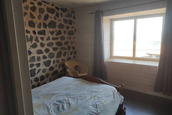 Gîte pour 4 personnes, avec terrasse à Le Brignon - 2