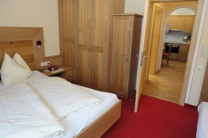 Ganze Wohnung, Ferienwohnung 'Sonnenblumenfeld', Bio-Ferienbauernhof Moarbauer, Gasteinertal in Hohe Tauern, Dorfgastein