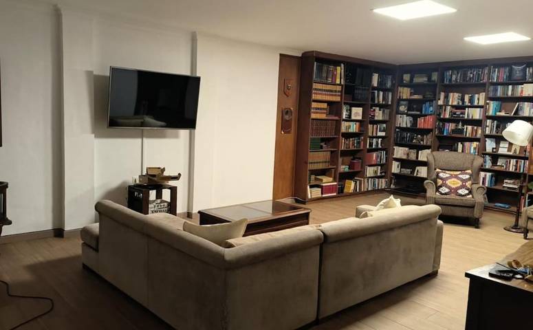 Gîte pour 4 personnes, avec piscine et jardin, animaux acceptés dans Santa Margarita