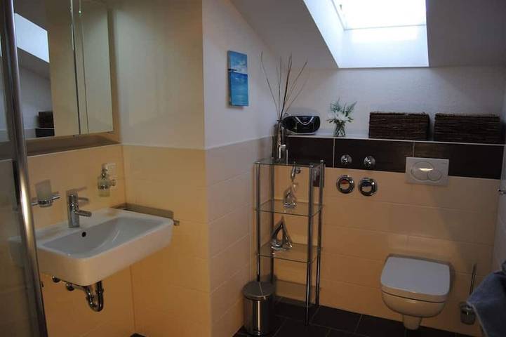 Ganze Wohnung, FeWo Hafenblick in Hauptstrand Glowe, Glowe