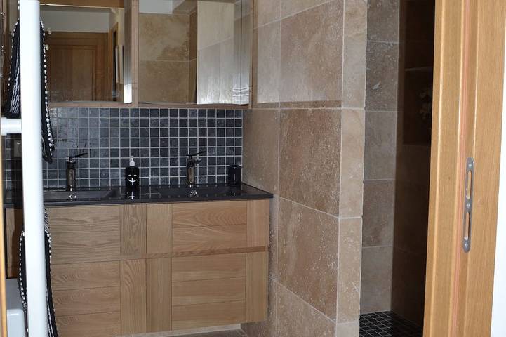 Location de vacances pour 3 personnes, avec terrasse à Ansouis - 4