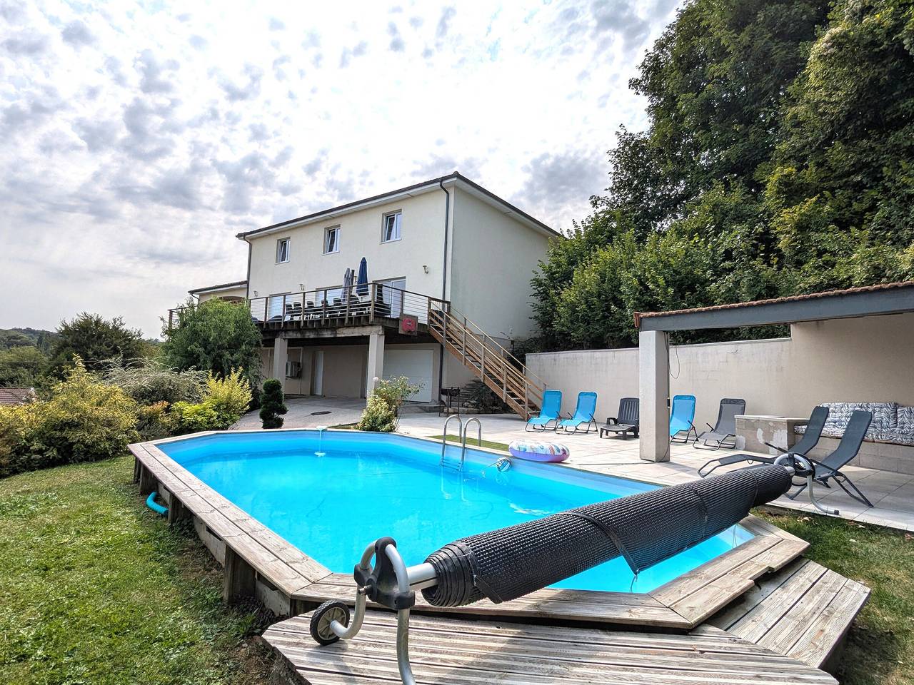Geräumiges, modernes Haus mit Panoramaterrasse und beheiztem Pool in Favières (Meurthe-et-Moselle), Toul