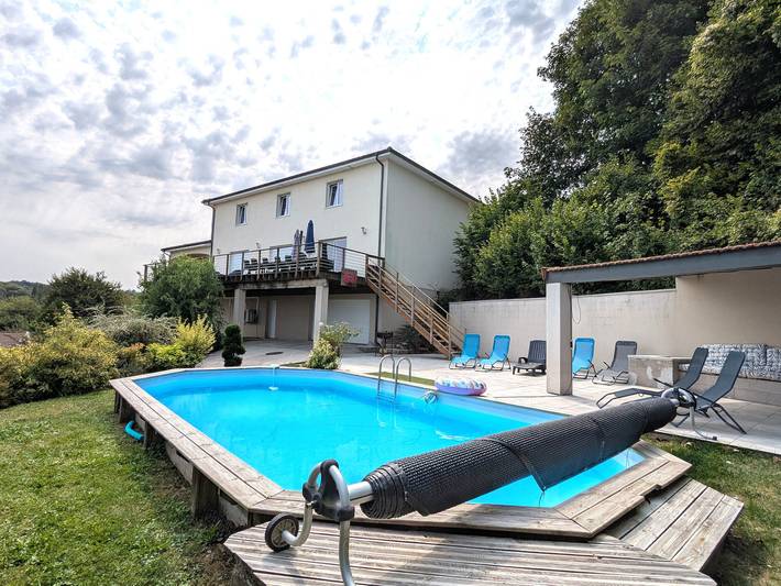 Gîte pour 12 personnes, avec Terrasse